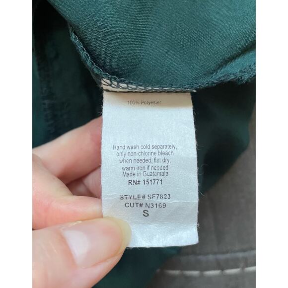 Six/Fifty Opal top in Hunter Emerald Green Blouse Size Small Womens New - Picture 6 of 8